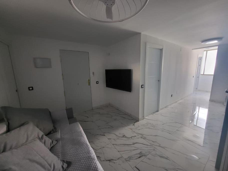 Las Canteras New 2 Bedrooms Flat At The Beach Parking Optional Las Palmas de Gran Canaria Exteriör bild
