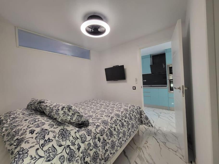 Las Canteras New 2 Bedrooms Flat At The Beach Parking Optional Las Palmas de Gran Canaria Exteriör bild
