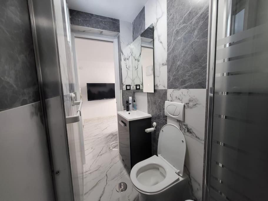 Las Canteras New 2 Bedrooms Flat At The Beach Parking Optional Las Palmas de Gran Canaria Exteriör bild