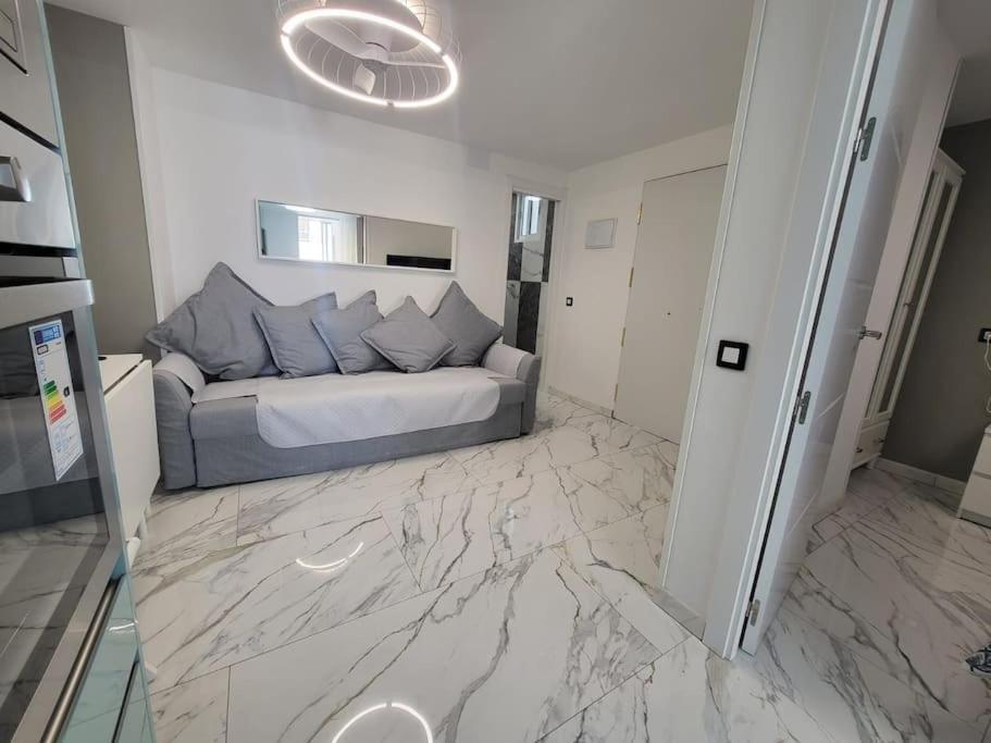 Las Canteras New 2 Bedrooms Flat At The Beach Parking Optional Las Palmas de Gran Canaria Exteriör bild